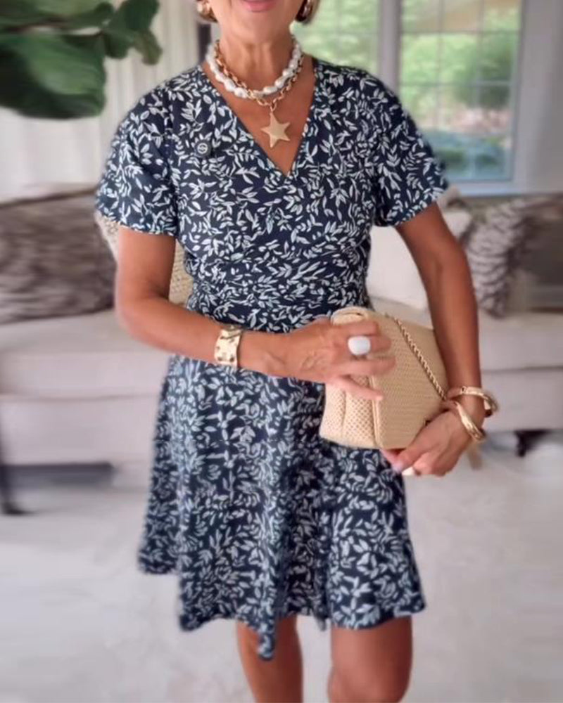 V-Neck Leaf Print Short Sleeve Dress