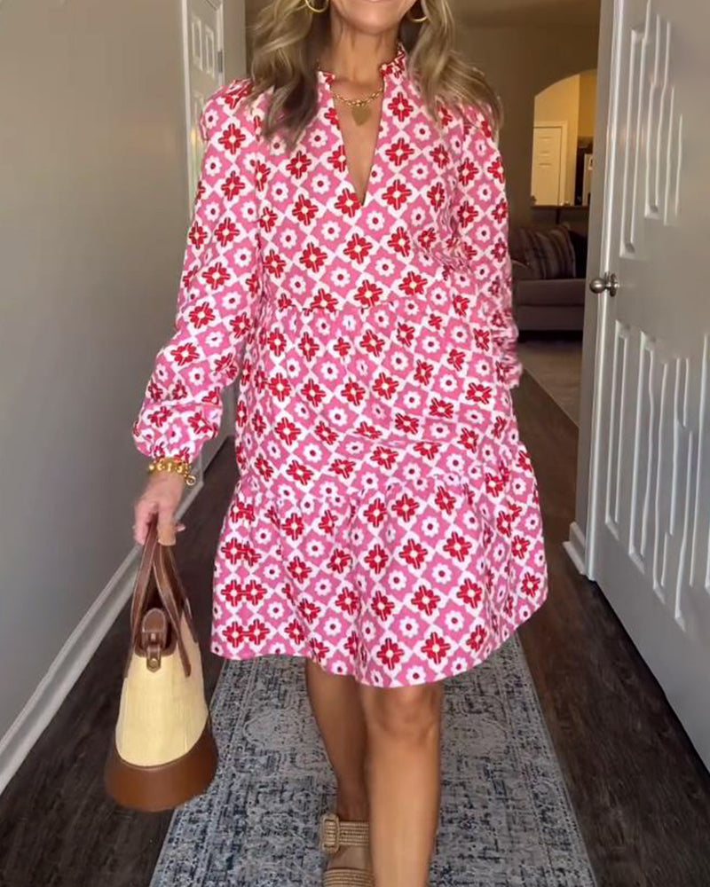 Modisches und elegantes bedrucktes Kleid