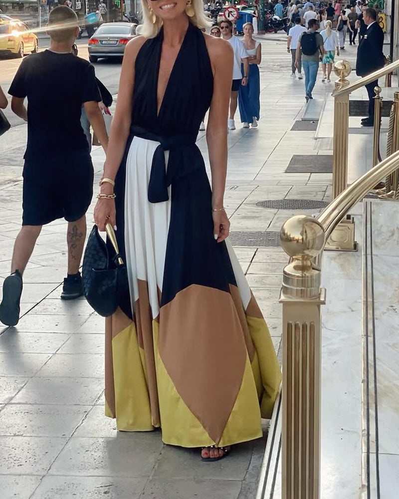 Sexy langes Kleid mit tiefem V-Ausschnitt und Kontrastdruck