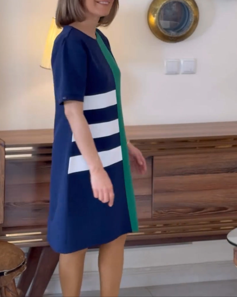 Short-Sleeved Contrasting Round Neck Dress