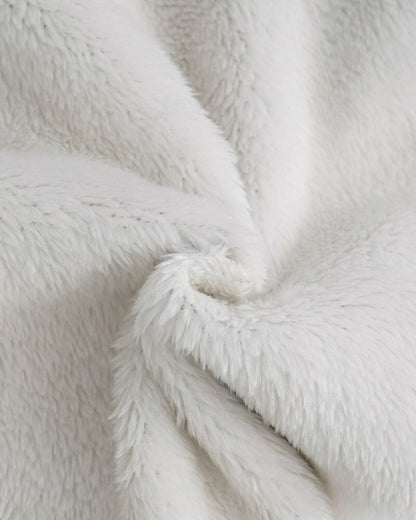 Lässiger, warmer Plüsch-Zweiteiler mit Textdruck