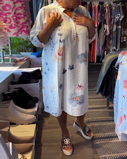 Abito a maniche corte con colletto rialzato e loto