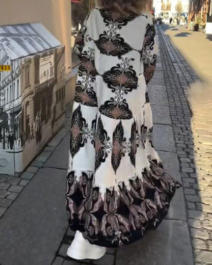 Retro-Kleid mit Trompetenärmeln und Stehkragen