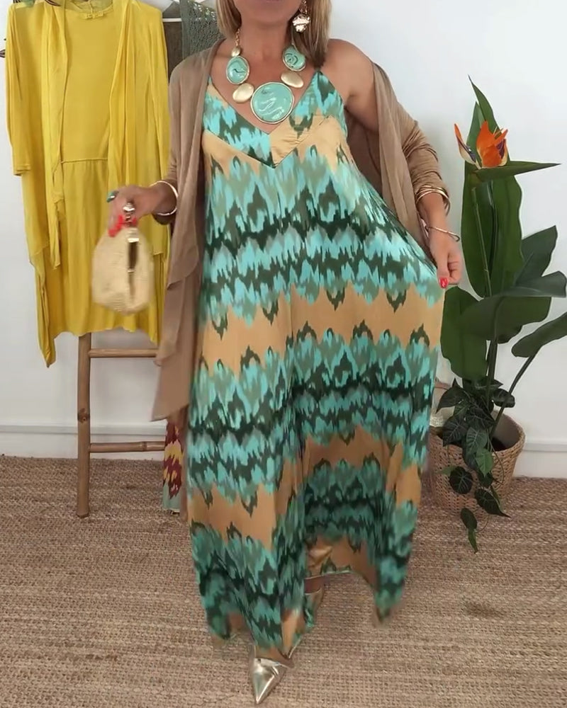 Modisches Set aus Hosenträgerkleid und Sonnenschutzmantel