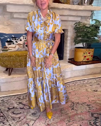 Bedrucktes Maxikleid mit Rüschen und kurzen Ärmeln