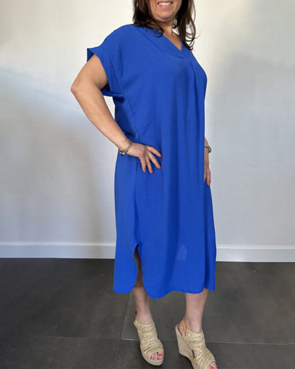 Einfarbiges, lockeres, gerades Kleid mit V-Ausschnitt