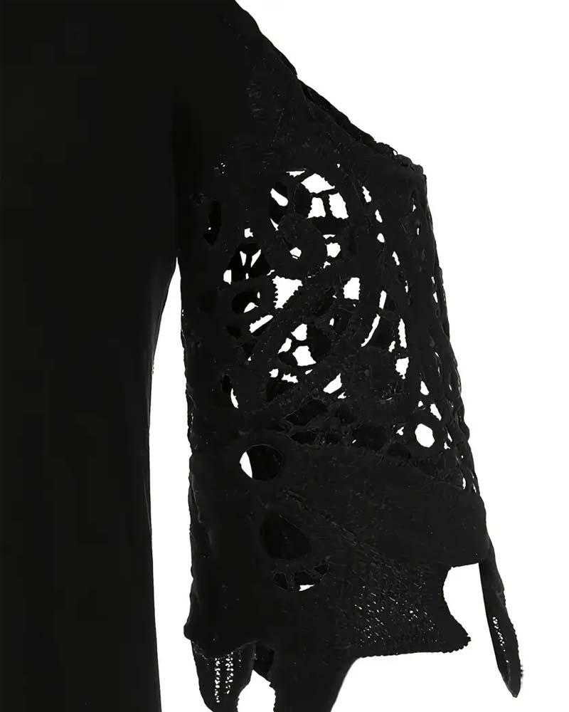 Schulterfreies Kleid mit Spitzeneinsatz