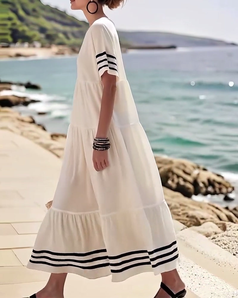 Fashionable Holiday Short-Sleeved Dress