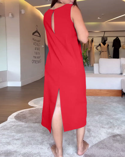Lässiges, ärmelloses, einfarbiges, geteiltes Kleid mit V-Ausschnitt