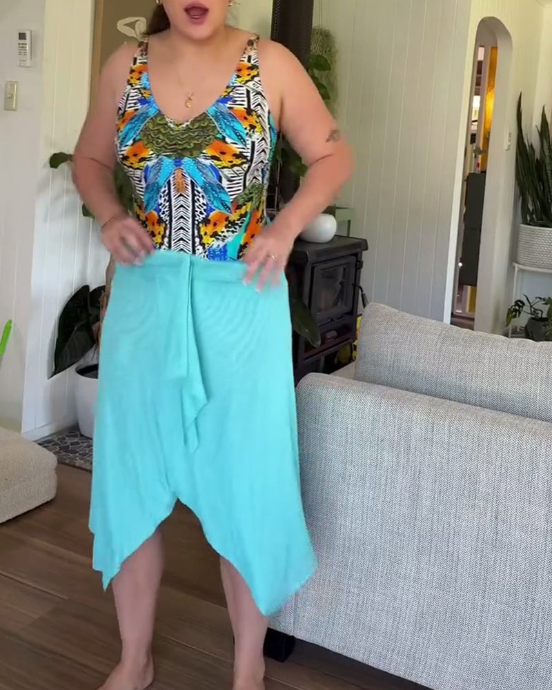 Costume da bagno intero con stampa e lacci sulle spalle da donna e set di pareo