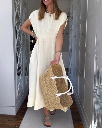 Elegante abito in tinta unita con vita stretta