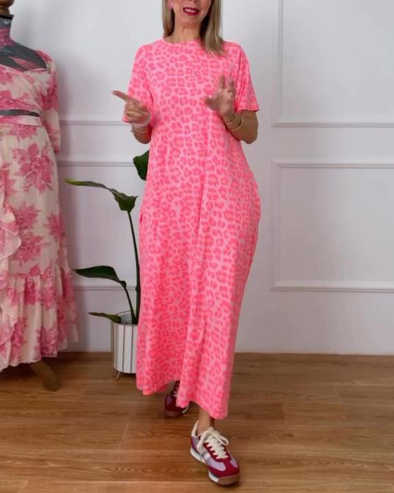 Abito a maniche corte con stampa leopardata