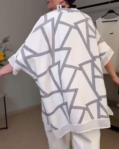 Lässiger Mantel mit Fledermausärmeln und Print