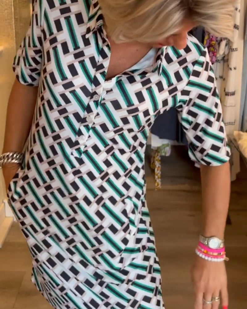 Kleid mit V-Ausschnitt und geometrischem Print