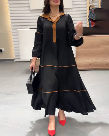 Langes Freizeitkleid in Kontrastfarbe