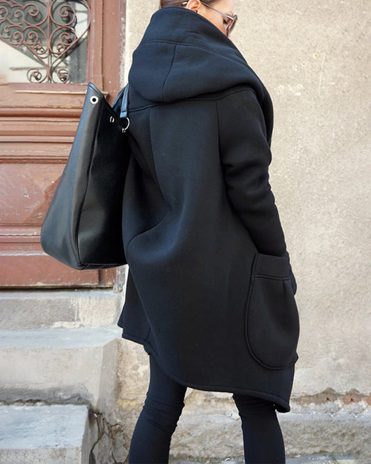 Mittellanger Mantel mit Reißverschluss und großen Taschen