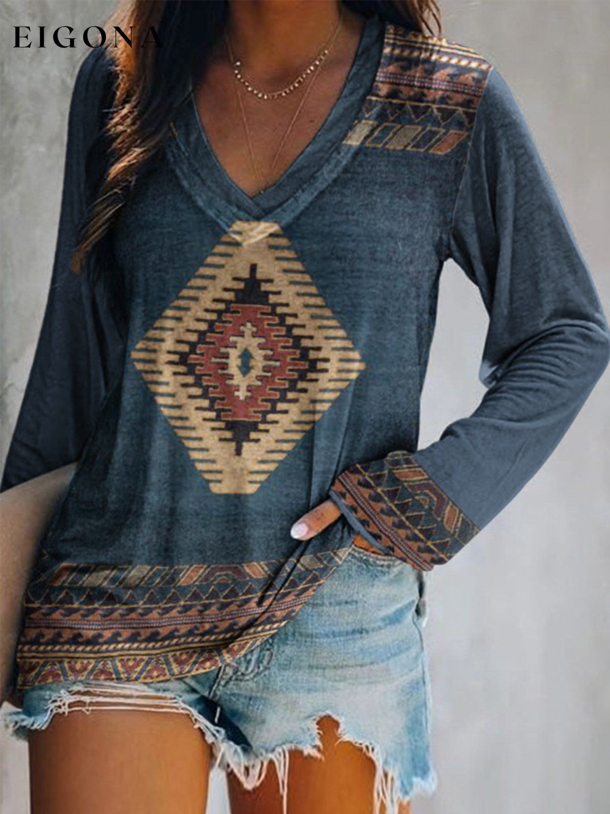 Women's western style print V-neck T-shirt