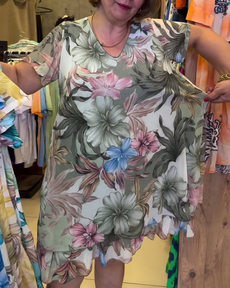 Kleid mit V-Ausschnitt und kurzen Ärmeln und Blumenmuster