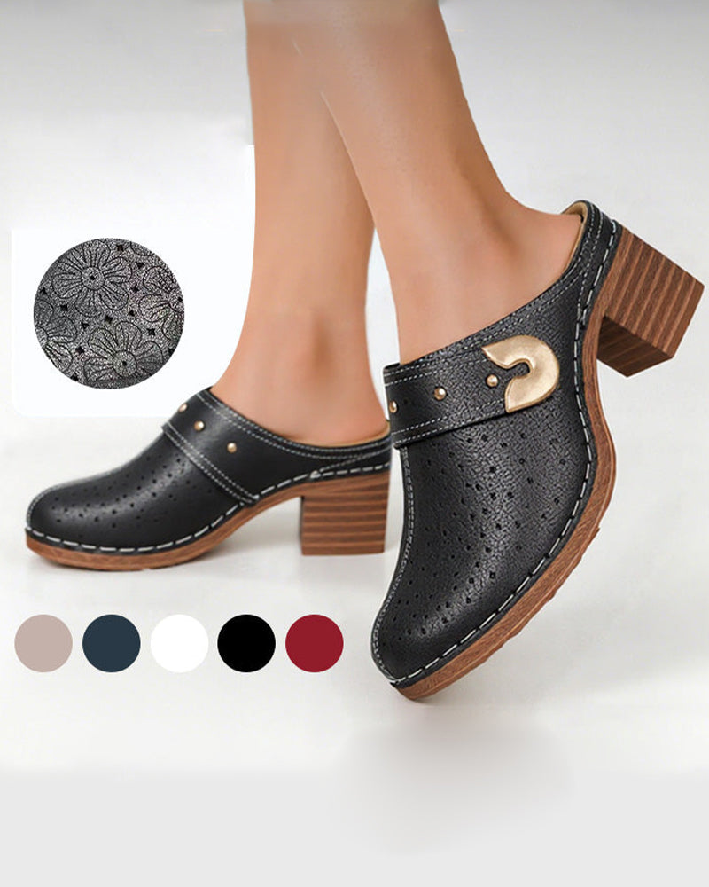 Slip-On-Sandalen mit bedeckter Zehenpartie und klobigem Absatz 