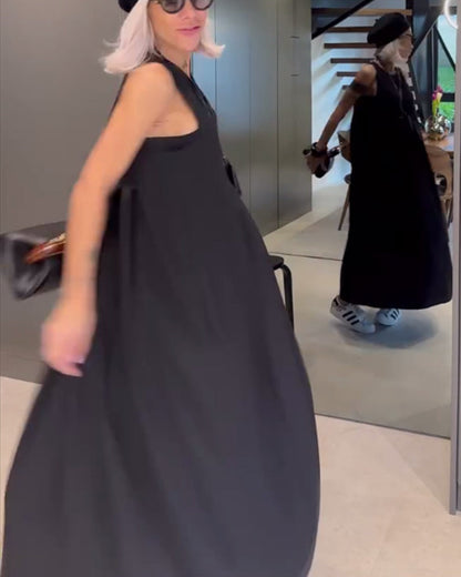 Elegante vestido regata plissado em cor sólida