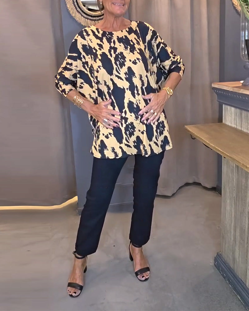 Bedruckte Bluse mit Schlitz und Rundhalsausschnitt