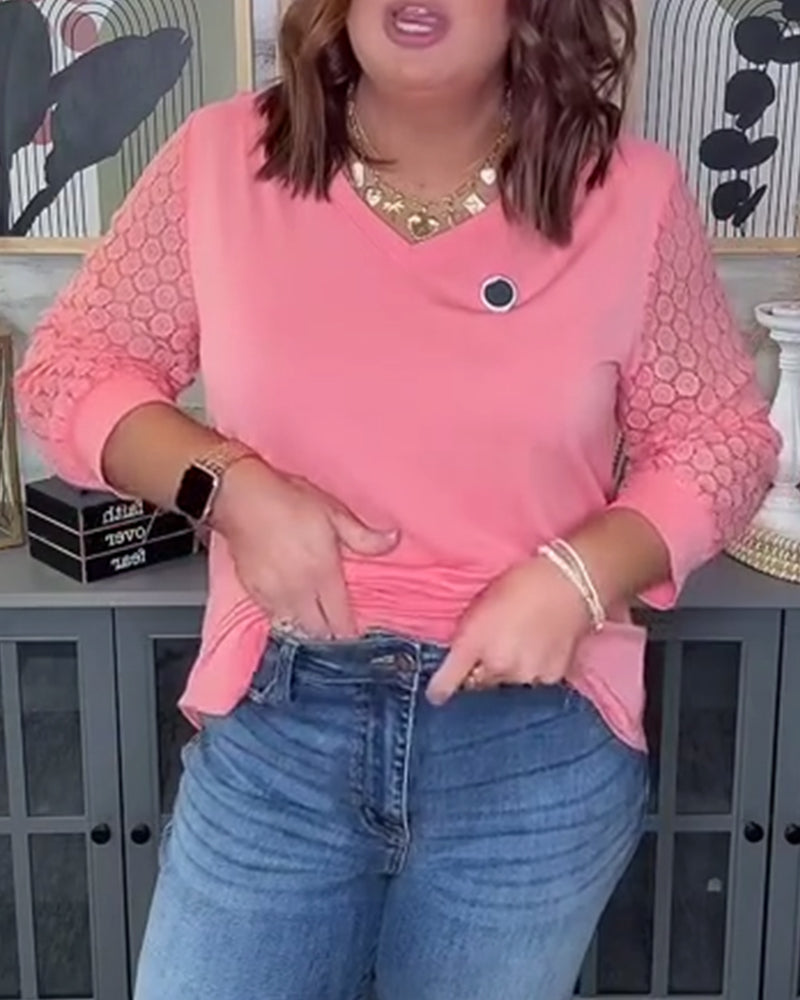 Camicetta con scollo a V e inserti in pizzo a maniche tre quarti