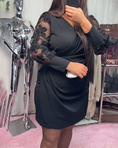 Solid Color V-Neck Long-Sleeved Dress