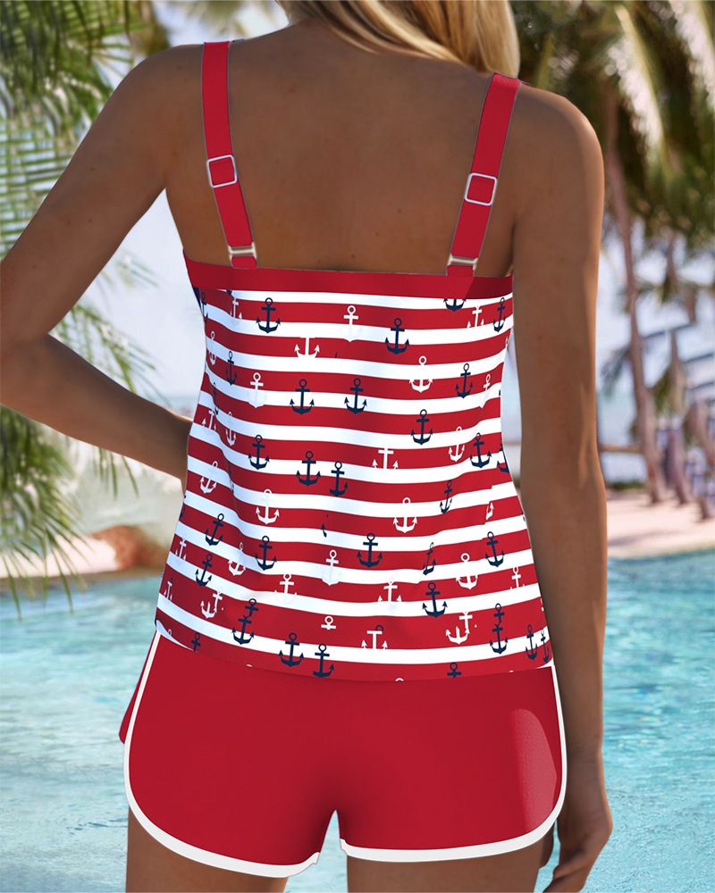 Costume da bagno con pantaloncini e bretelle stampati