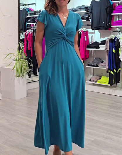 Kurzärmliges, einfarbiges, gedrehtes Temperamentkleid