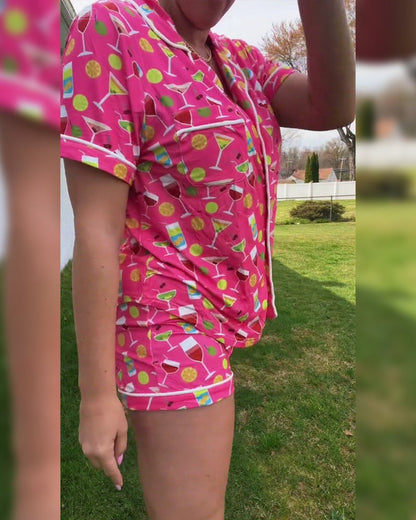 Set casual da due pezzi con stampa di bottiglie di vino