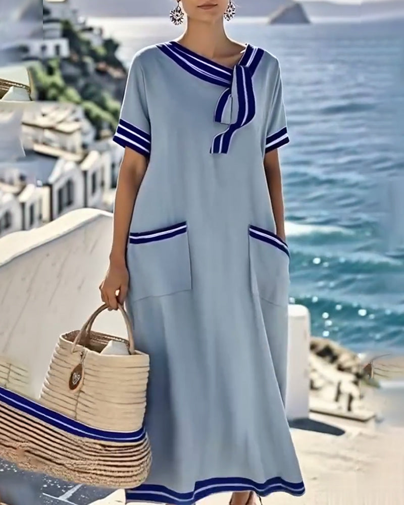 Lässiges Kleid mit Kontrastbändern