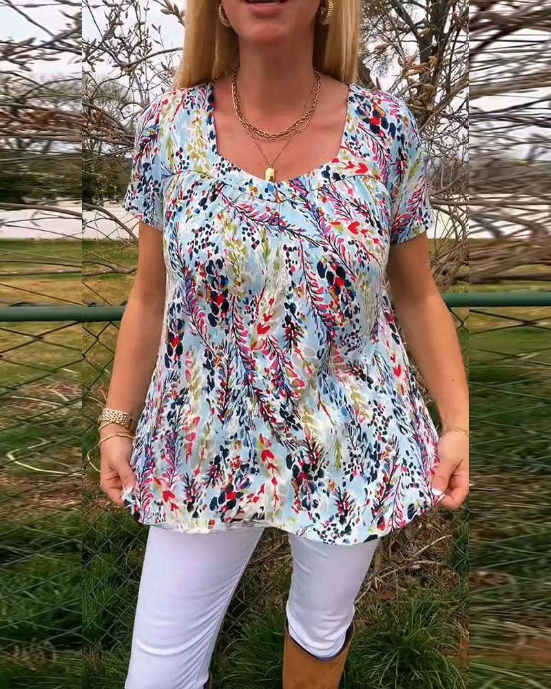 Kurzärmliges T-Shirt mit U-Ausschnitt und Aufdruck