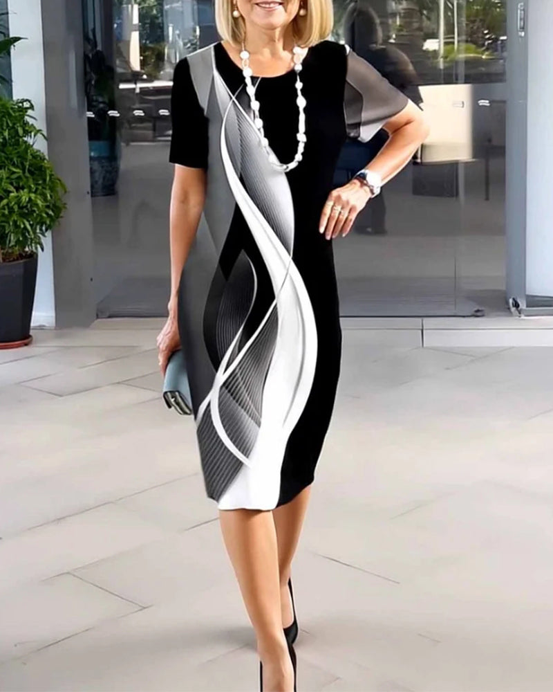 Abito con stampa geometrica e scollo rotondo