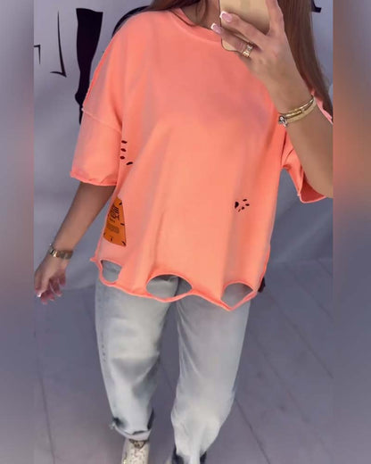 Modisches zerrissenes Kurzarm-T-Shirt