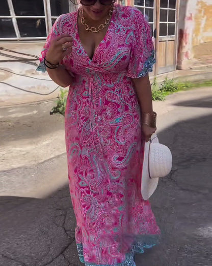 Abito stampato con scollo a V