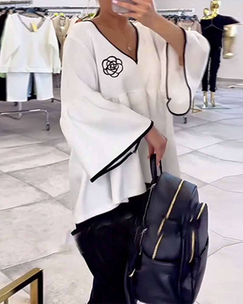 V-Neck Contrast Color Flared Sleeve Blouse