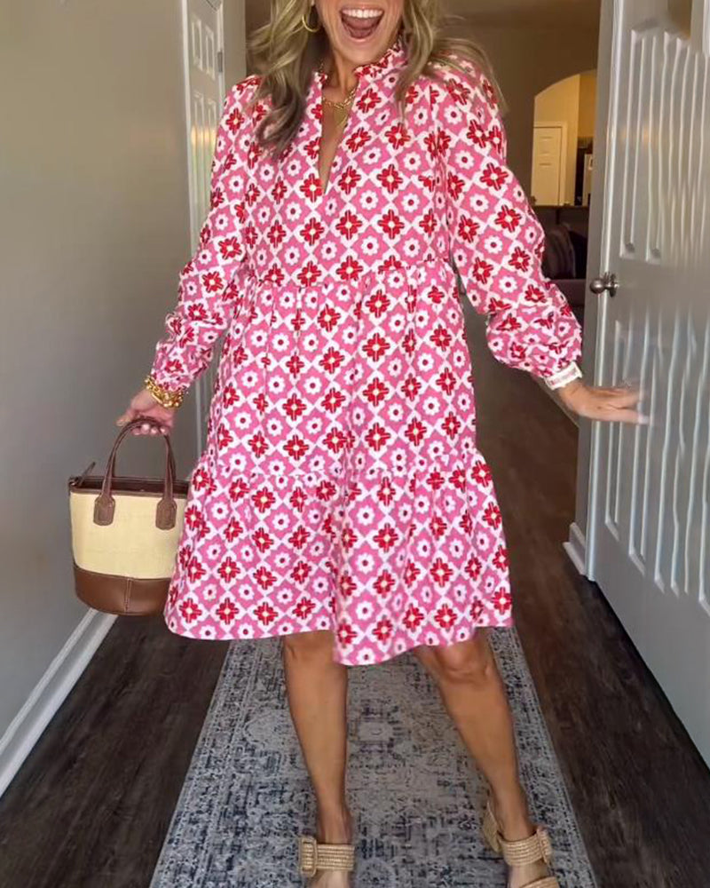 Modisches und elegantes bedrucktes Kleid