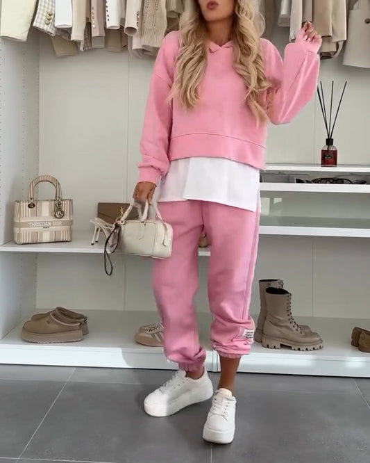 Lässiges Set aus Kapuzenpullover und Hose