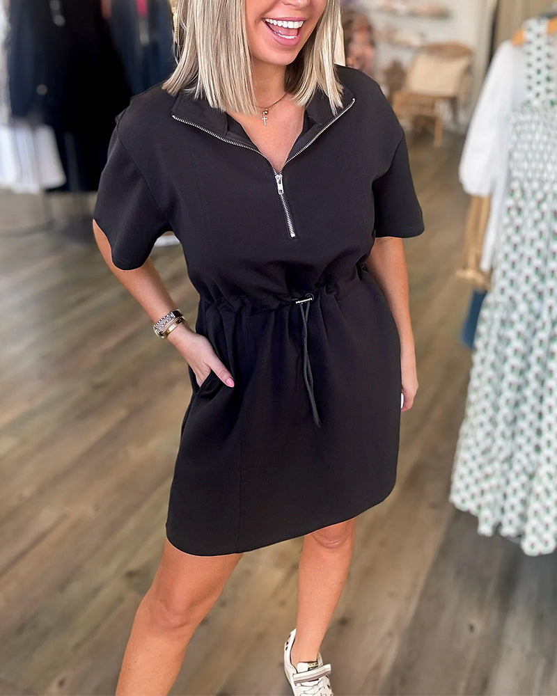 Lässiges Pendlerkleid mit Kordelzug in der Taille