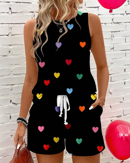 Ärmelloses Shorts-Set mit Herzmotiv