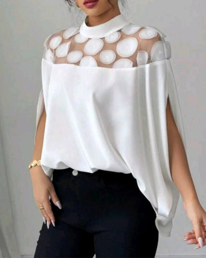 Elegante Bluse mit schulterfreien Fledermausärmeln