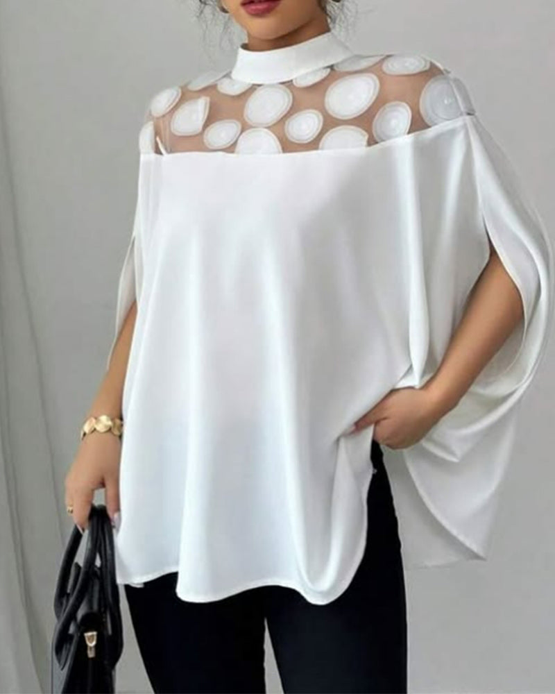 Elegante Bluse mit schulterfreien Fledermausärmeln