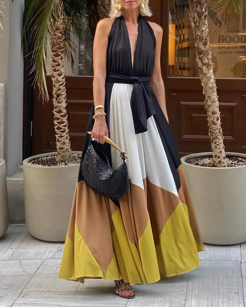 Sexy langes Kleid mit tiefem V-Ausschnitt und Kontrastdruck