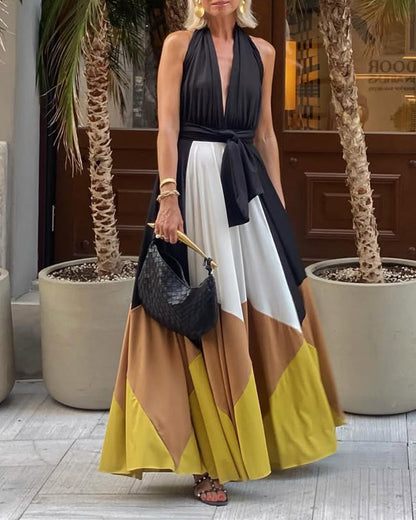 Sexy langes Kleid mit tiefem V-Ausschnitt und Kontrastdruck