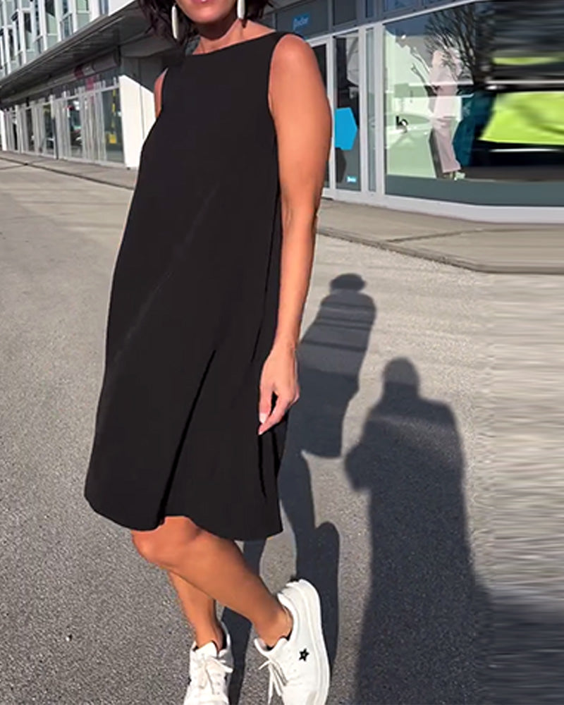 Ärmelloses, einfarbiges Etuikleid