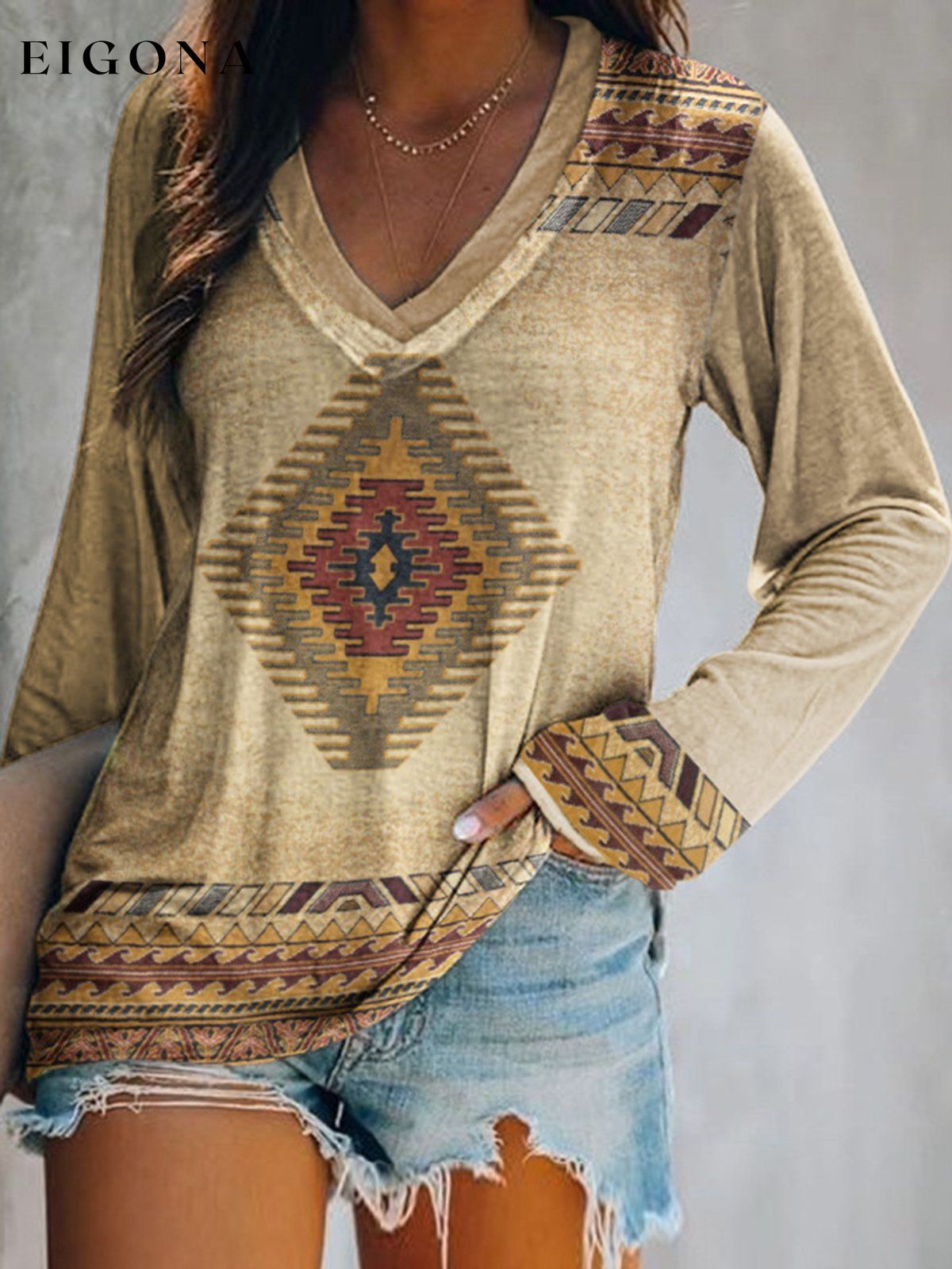 Women's western style print V-neck T-shirt