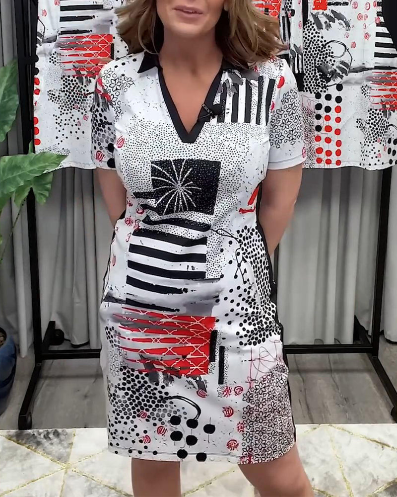 Pendler-Modekleid mit V-Ausschnitt