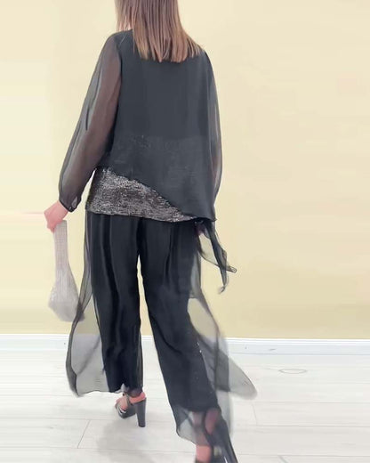 Langärmliger, einfarbiger Anzug mit Pailletten