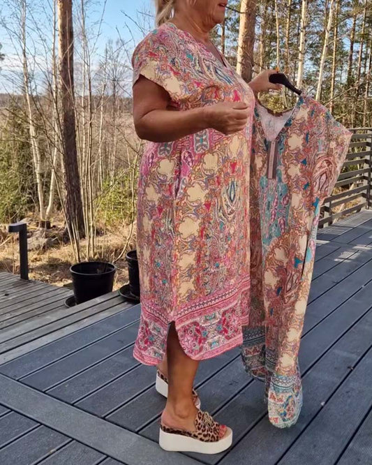 V-Neck Short-Sleeved Printed Shift Dress