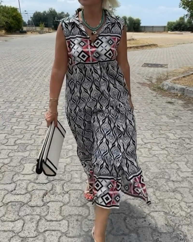 Ärmelloses Kleid mit Revers und Print